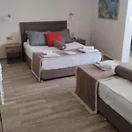 Yasemin Otel