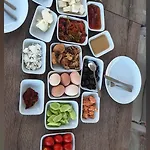 Yasemin * Özdere